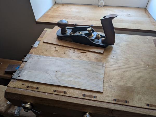 2025-09-18-01-planing-sycamore-indoors_600.jpg