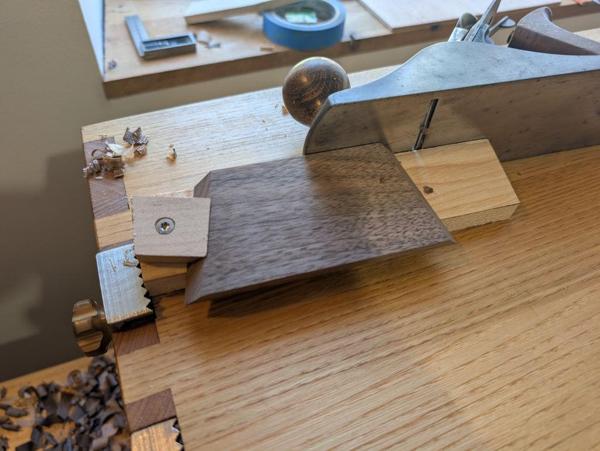 2025-09-18-11-planing-bottom-edge_600.jpg