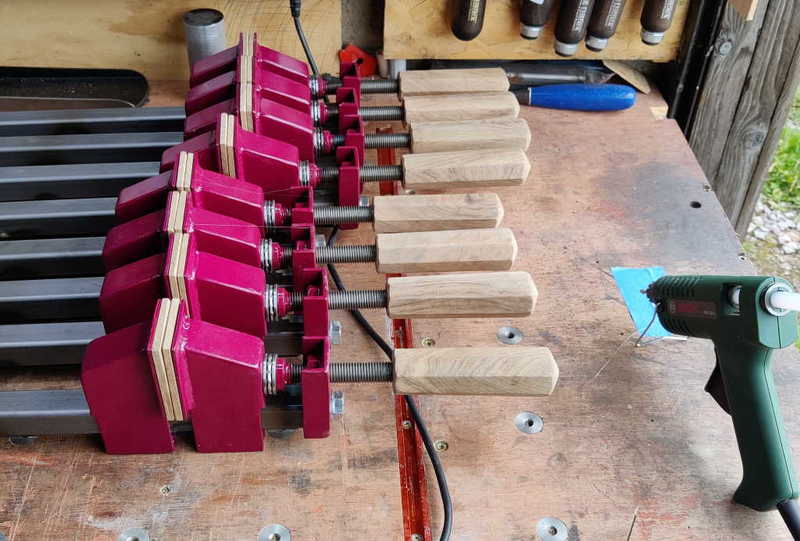 barclamps_gluing_wooden_jaws_on_800.jpg