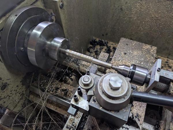 2026-05-23-steel-shaft-01-turning-down_600.jpg