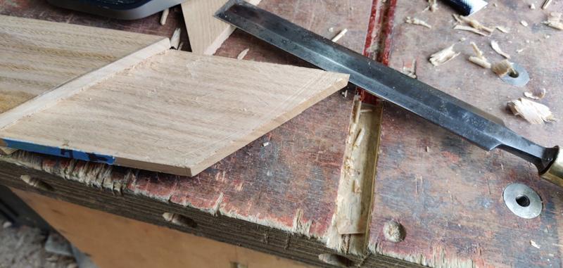 2025-03-29-31-paring-chisel-for-rest_800.jpg