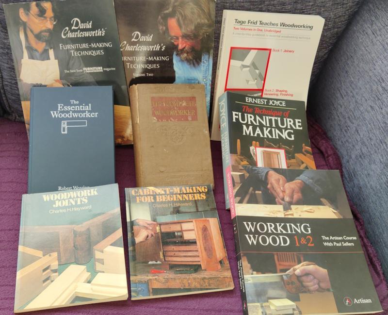 2025-03-30-01-favourite-books_800.jpg