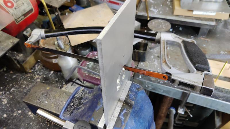 2025-04-13-10-hacksawing_800.jpg