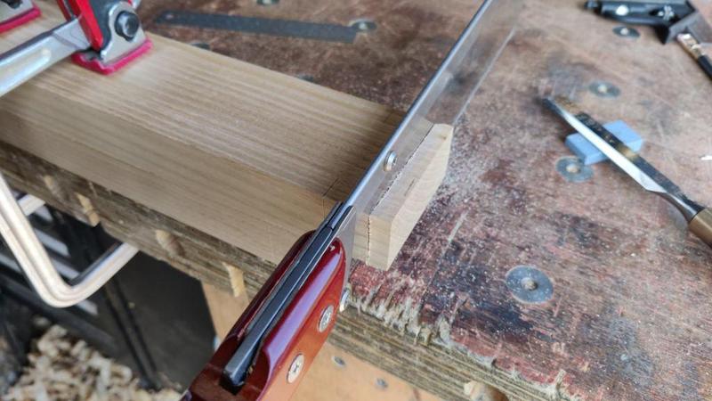 2025-05-05-05-sawing-in-knife-wall_800.jpg