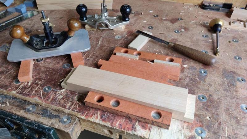 2025-05-05-09-chisel-and-router-planes_800.jpg