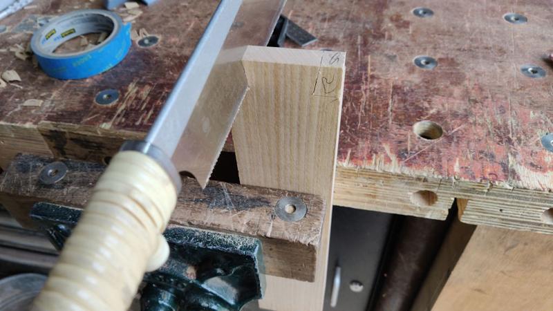 2025-05-05-14-sawing-tails_800.jpg