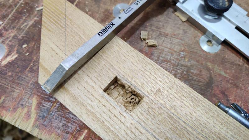2025-06-01-25-chopping-out-clearance-pocket_800.jpg