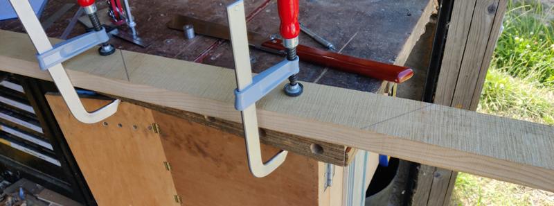 clamped_for_sawing_800.jpg