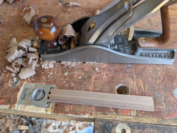 2026-08-07-08-planing-wedge-wood_600.jpg