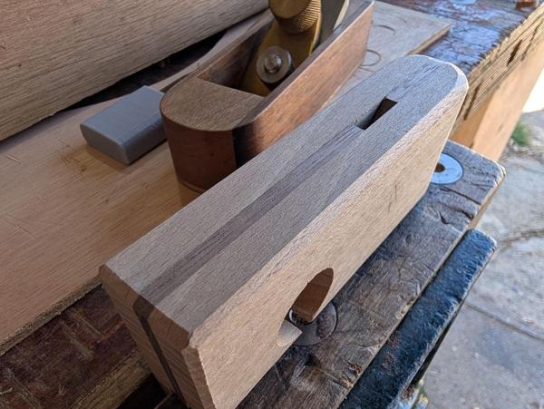 2026-08-07-28-shaping-with-block-plane_600.jpg