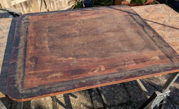 2025-11-21-02-antique-table-top-underside_600.jpg