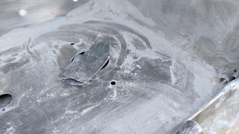 2025-01-17-04-hand-sanding_800.jpg