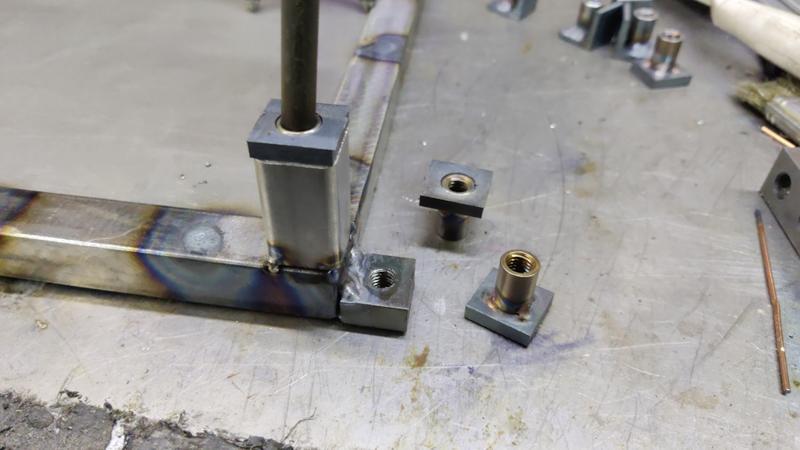 2025-01-18-10-welding-foot-screws_800.jpg