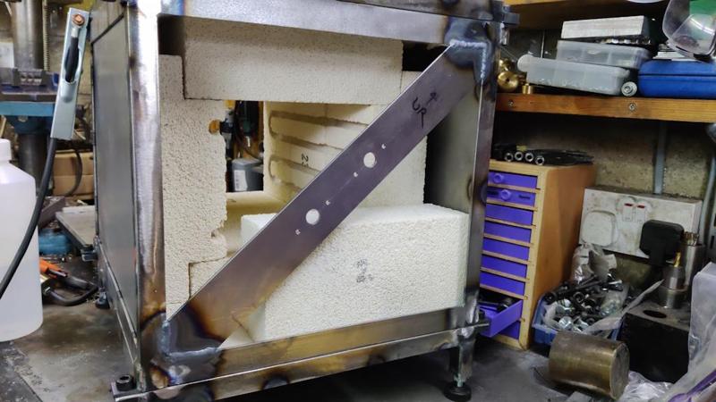 2025-01-19-06-welded-diagonal_800.jpg