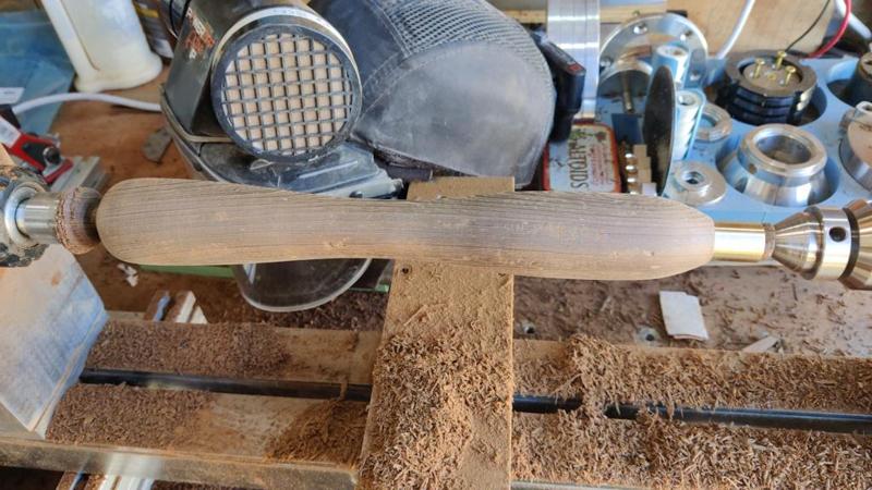 2025-03-01-17-sanding-with-blemishes_800.jpg
