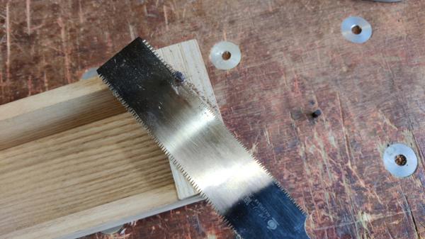 2024-10-31-01-flush-cut-saw_600.jpg