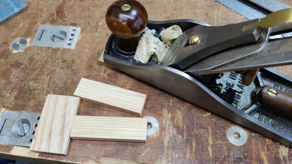 2024-10-31-08-planing-after-chopping-in-two_600.jpg