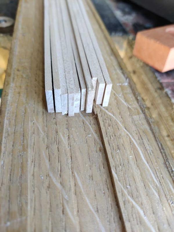 111_equal_thickness_end_view_800.jpg