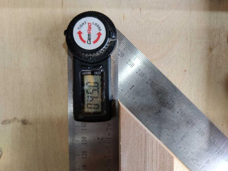 28_checking_angle_800.jpg