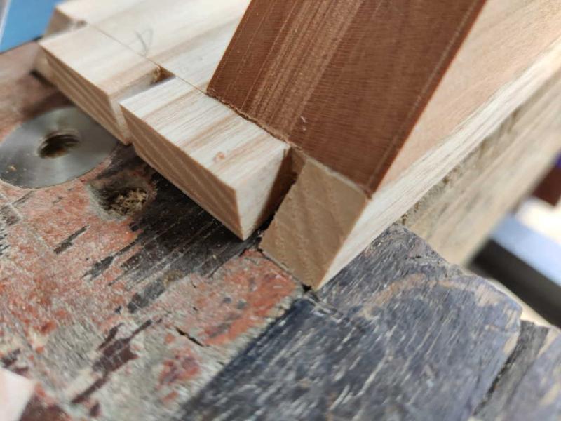 30_chiselled_mitre_800.jpg