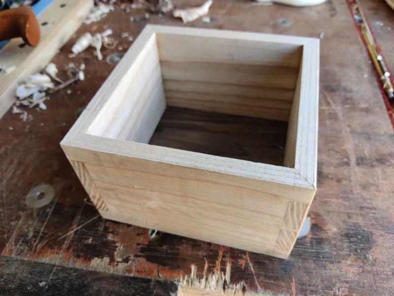 45_another_box_view_800.jpg