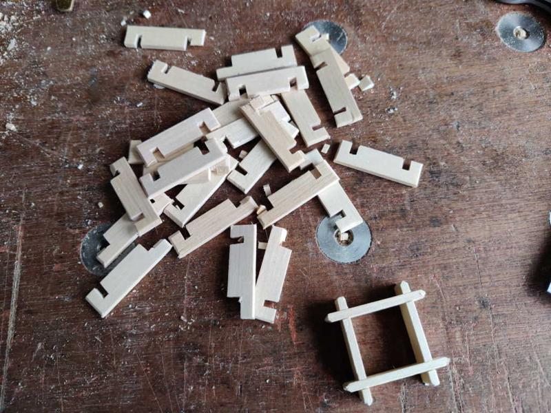 99_small_grid_and_scrap_800.jpg
