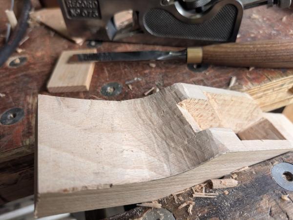 2026-04-05-10-shoulder-plane_600.jpg