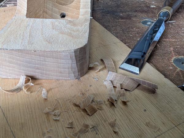 2026-04-05-15-chiselling-corners_600.jpg