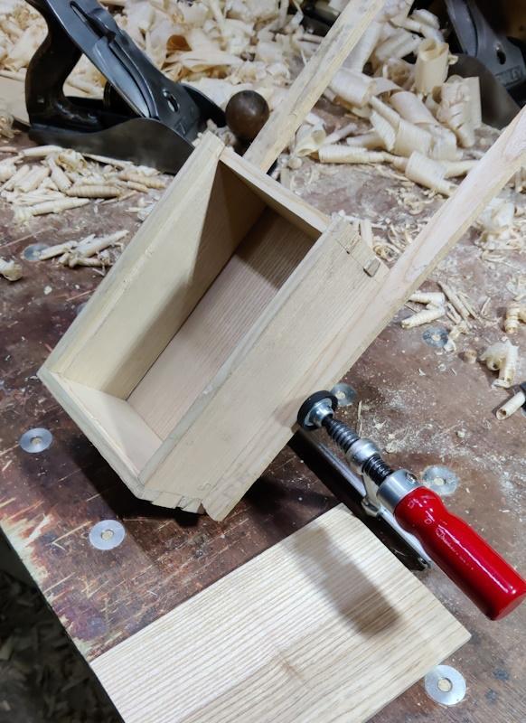 62_glue_up_800.jpg