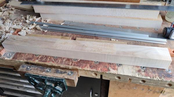 2025-07-05-02-leg-planed-rough-finish-but-flat-enough_600.jpg