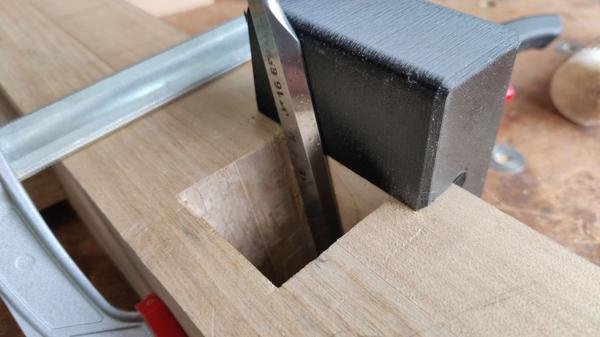 2025-07-27-05-guiding-chisel_600.jpg
