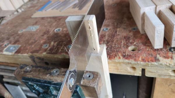 2025-08-03-25-sawing_600.jpg