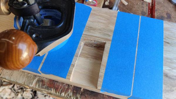2025-08-10-15-router-plane_600.jpg
