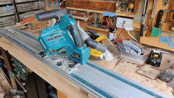2025-08-16-06-making-a-mess-with-the-tracksaw_600.jpg