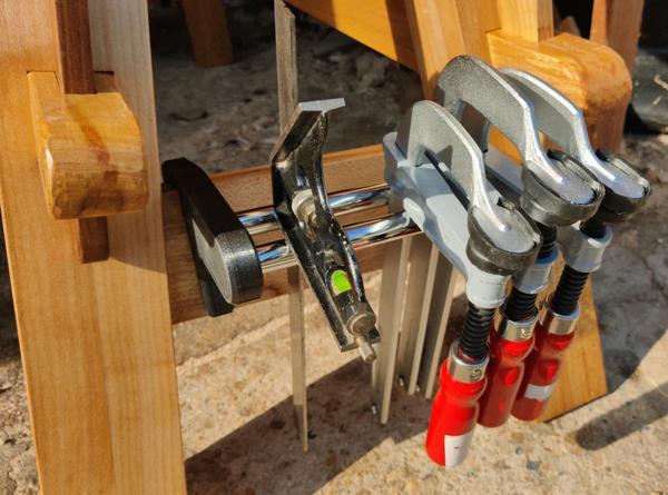 2025-08-25-09-clamp-rack-filled_600.jpg