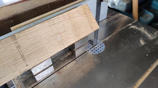 2025-03-08-02-sawing-off-corners_600.jpg