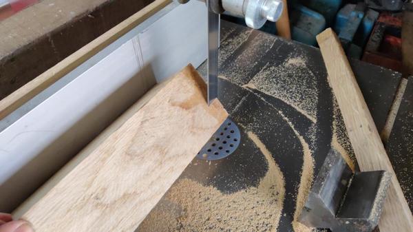 2025-03-08-03-sawing-off-second-corner_600.jpg