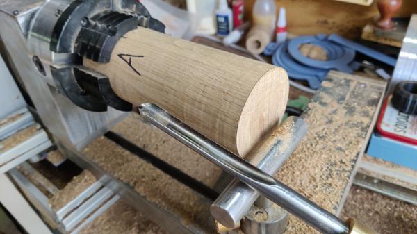 2025-03-08-12-spindle-gouge-facing_600.jpg