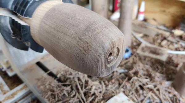 2025-03-16-08-hole-for-handle_600.jpg