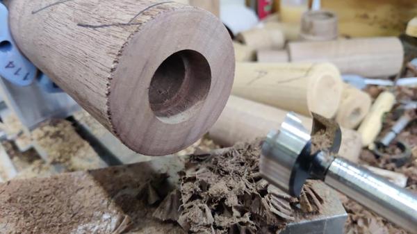 2025-05-23-01-drilling-top-end_600.jpg