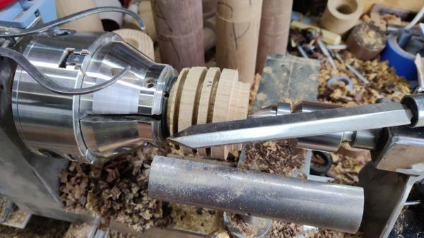 2025-05-23-06-rough-shaping-lid_600.jpg