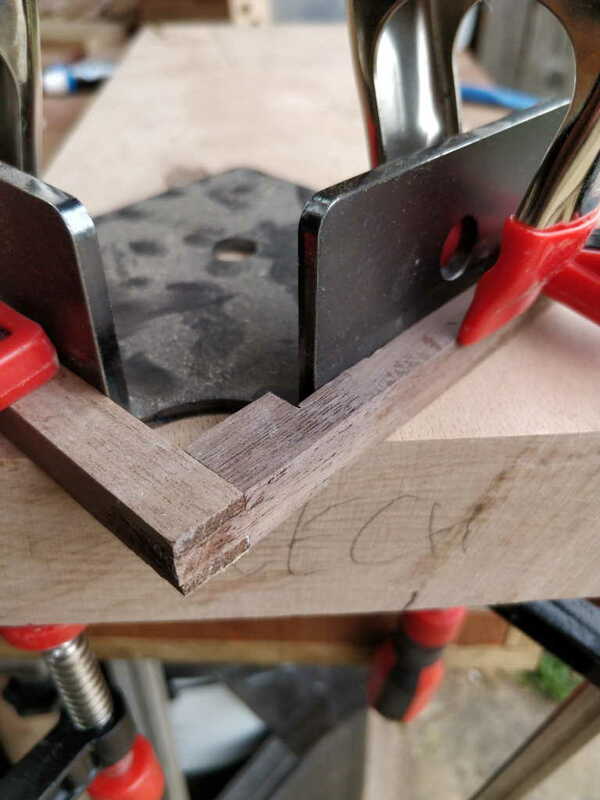 gluing_dovetail_guide_800.jpg