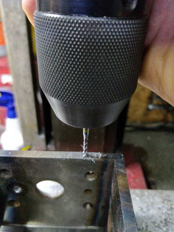 hand_tapping_m3_800.jpg