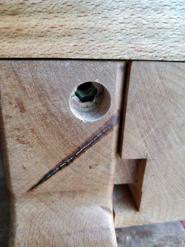 hole_for_dovetail_guide_clamp_800.jpg