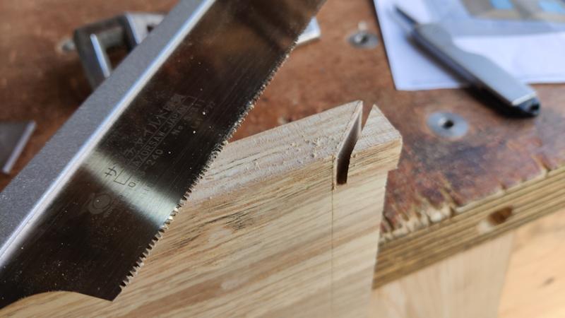 dt_09_rough_sawing_mitres_800.jpg