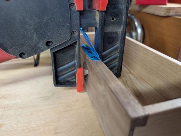 2025-12-14-11-gluing-pulls-in_600.jpg