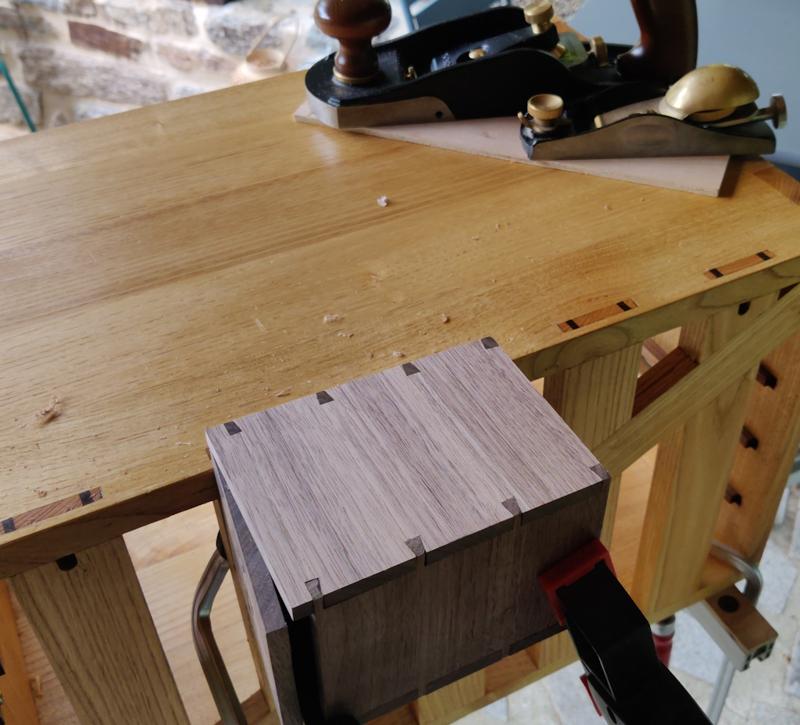 2024-09-11-01-clamped_for_planing_800.jpg