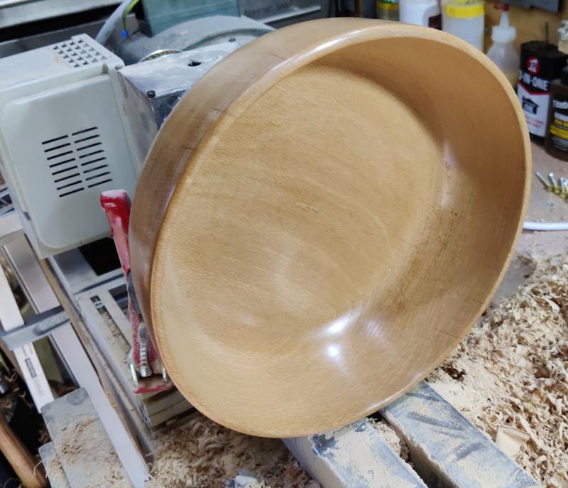 beech_bowl_finished_on_lathe_800.jpg